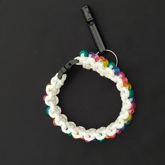 Survival Bracelet and Whistle (NEW) - Picture 2 of 9